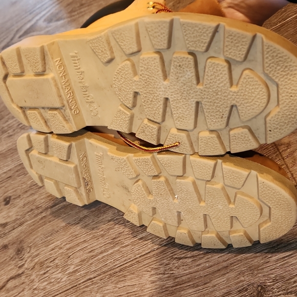 Timberland Men's basic 6 inch work boot size 6.5 M tan leather - Picture 3 of 4